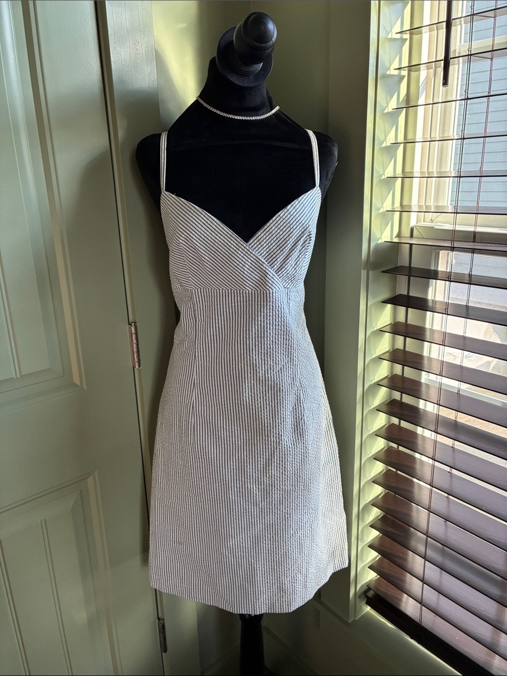 Isaac Mizrahi White & Navy Pinstripe Midi Dress